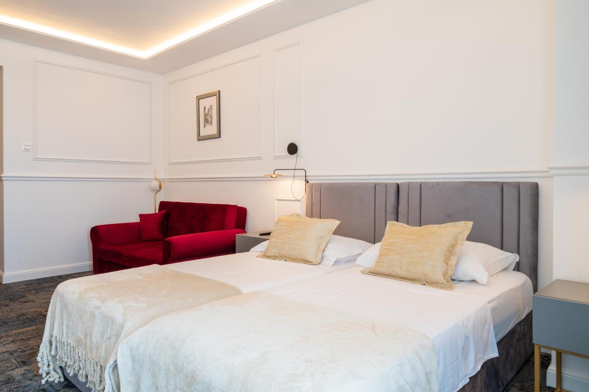 Hotel Krilo Єсенице Екстер'єр фото